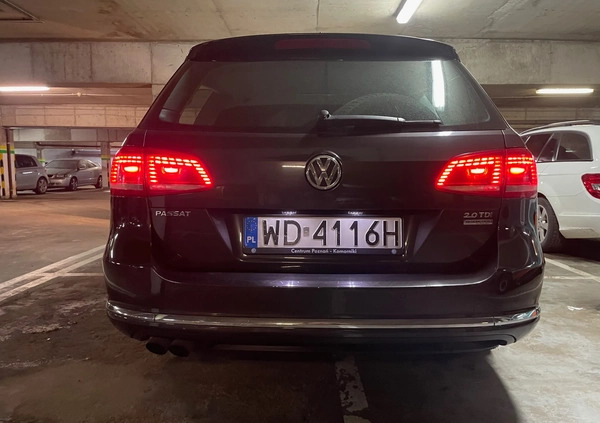 Volkswagen Passat cena 32900 przebieg: 293000, rok produkcji 2011 z Warszawa małe 106